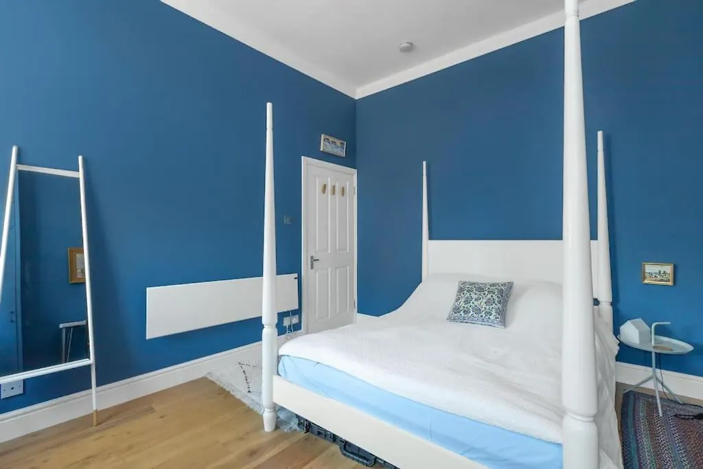 1 Bedroom Beautiful Victoria Park 런던